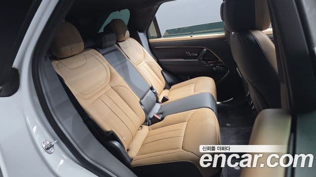 Land Rover Range Rover Sport 2025 — ფოტო 11/20