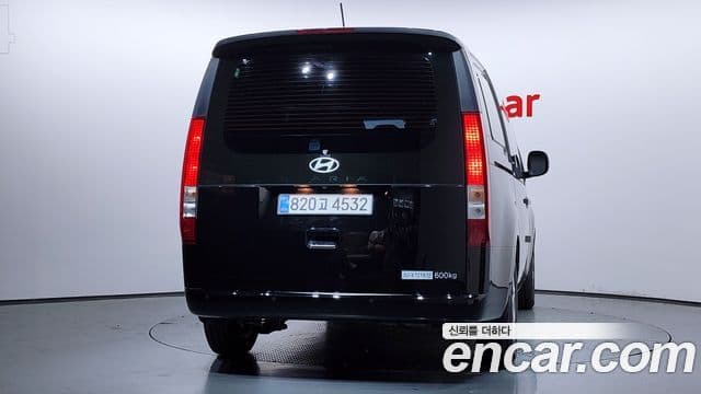 Hyundai Staria 2025 — ფოტო 4/20