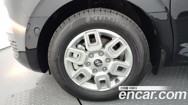 Hyundai Staria 2025 — ფოტო 5/20
