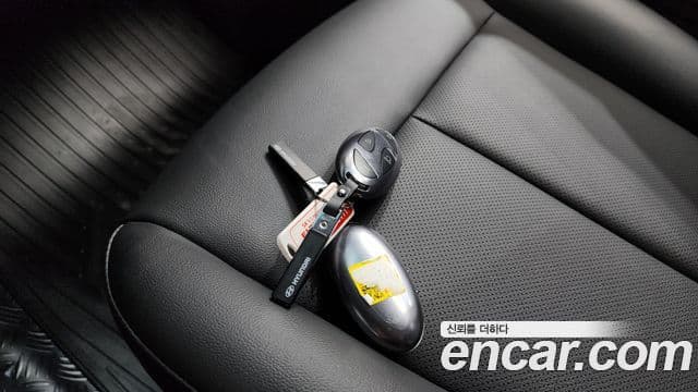Hyundai Staria 2025 — ფოტო 15/20