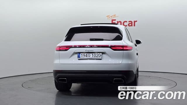Porsche Cayenne 2019 — Şəkil 8/20