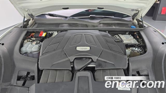 Porsche Cayenne 2019 — Şəkil 11/20