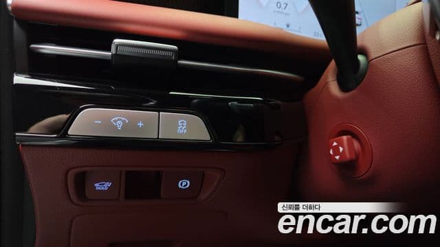 Genesis G80 2024 — Photo 28/31