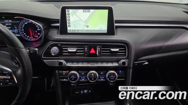 Genesis G70 2019 — Şəkil 13/20