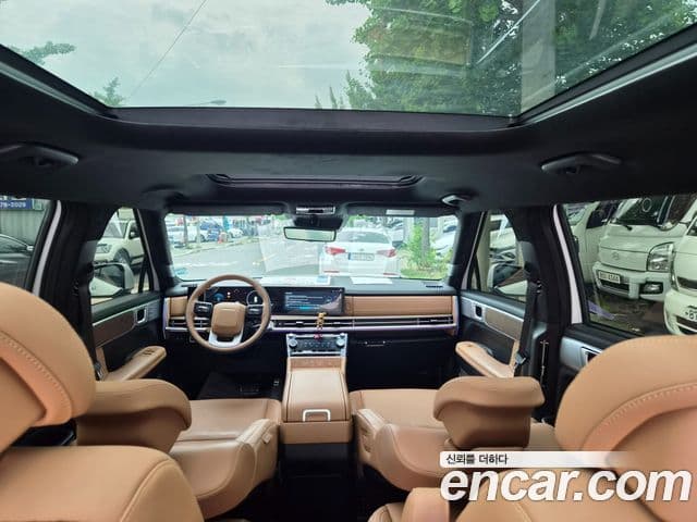 Hyundai Santa Fe 2023 — ფოტო 10/19