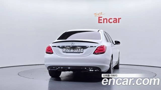 Mercedes-Benz C-Class 2018 — Фото 4/20