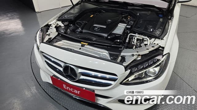 Mercedes-Benz C-Class 2018 — Фото 6/20