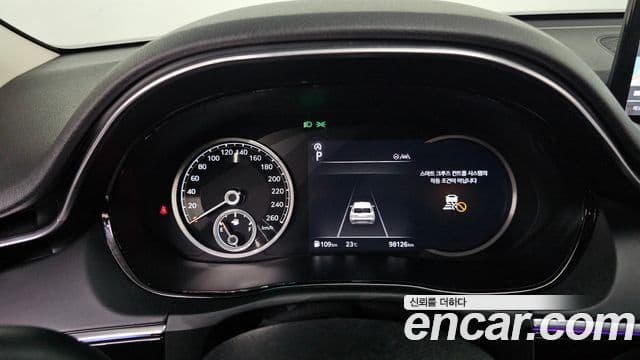 Genesis GV70 2022 — ფოტო 8/20
