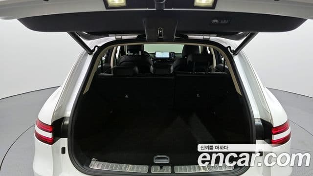 Genesis GV70 2022 — ფოტო 20/20
