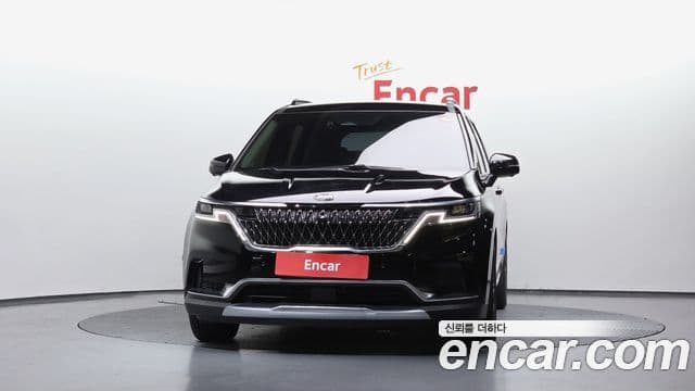 Kia Carnival 2021 — Фото 3/20