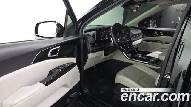 Kia Carnival 2021 — Фото 10/20