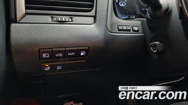 Lexus RX450h 2021 — Şəkil 19/20
