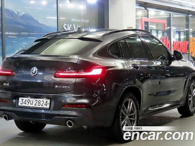 BMW X4 2020 — Фото 3/20