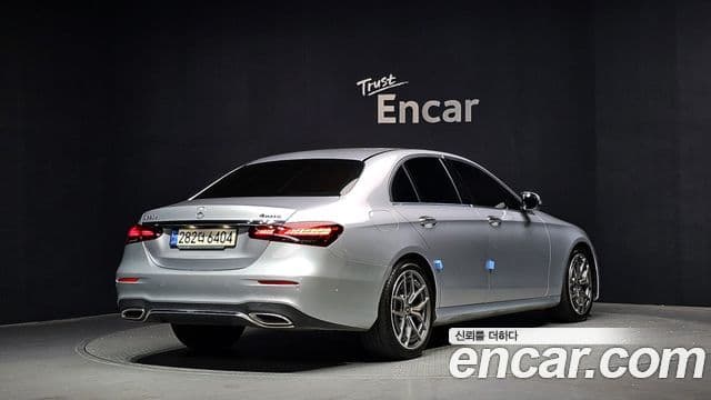 Mercedes-Benz E-Class 2022 — Şəkil 2/20