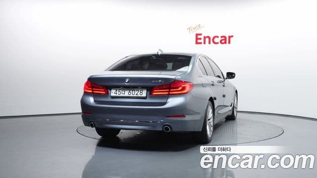 BMW 5 Series 2019 — Şəkil 4/20
