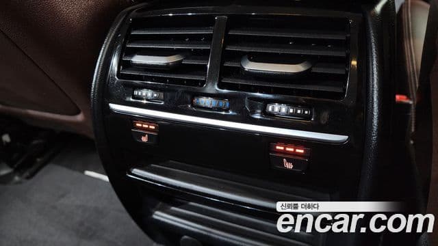 BMW 5 Series 2019 — Şəkil 19/20