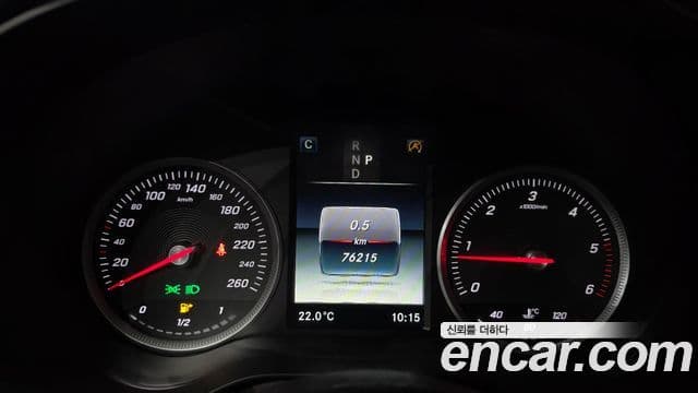Mercedes-Benz GLC-Class 2018 — Şəkil 8/20