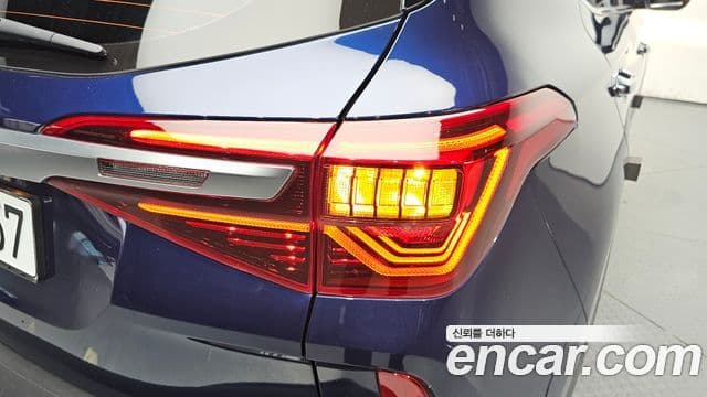 Kia Seltos 2022 — Şəkil 25/32
