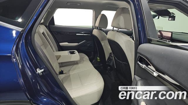 Kia Seltos 2022 — Şəkil 16/32