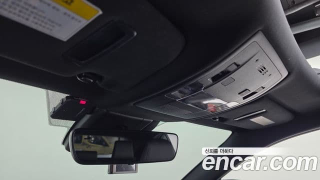 Lexus UX250h 2019 — Şəkil 18/20