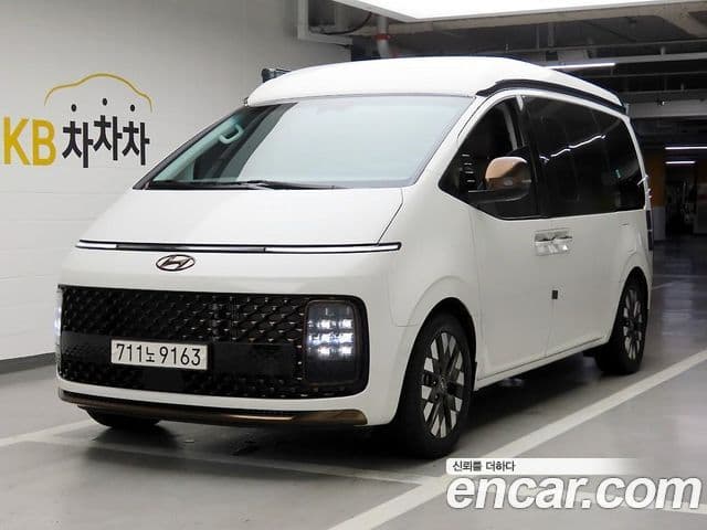 Hyundai Staria 2024 — ფოტო 1/20