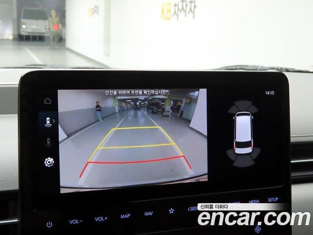 Hyundai Staria 2024 — ფოტო 13/20