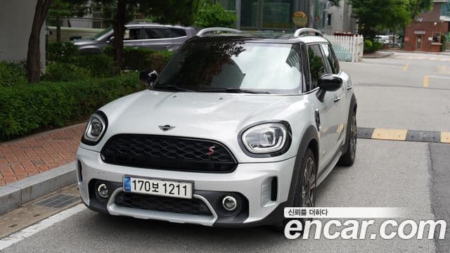 Mini Cooper S Countryman 2021 — Фото 2/10