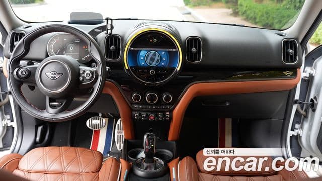Mini Cooper S Countryman 2021 — Фото 6/10