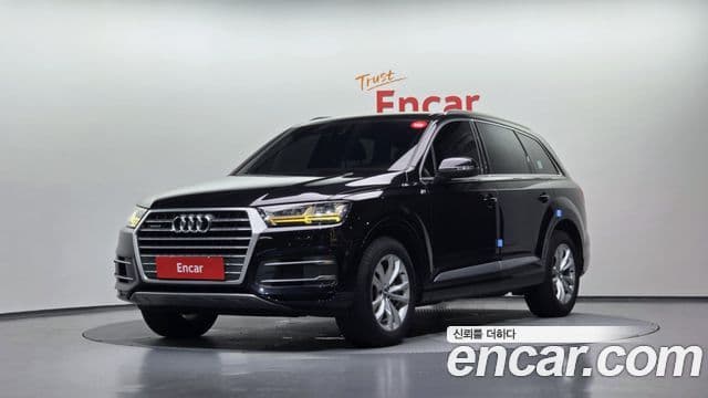 Audi Q7 2019 — Фото 10/20