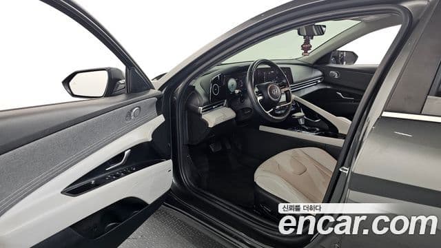 Hyundai Avante 2021 — Şəkil 10/20