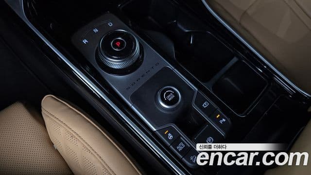 Kia Sorento 2021 — Фото 9/20