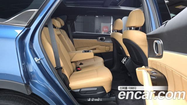 Kia Sorento 2021 — Фото 13/20