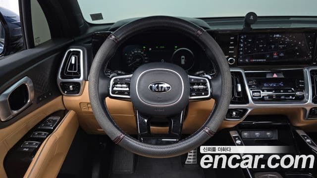 Kia Sorento 2021 — Фото 14/20