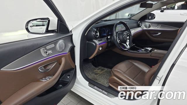 Mercedes-Benz E-Class 2019 — Şəkil 9/20