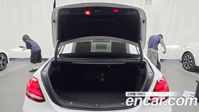 Mercedes-Benz E-Class 2019 — Şəkil 20/20