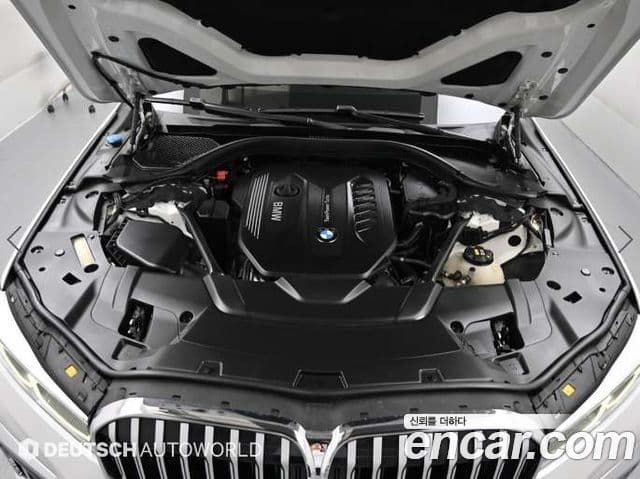 BMW 7 Series 2019 — Photo 13/20
