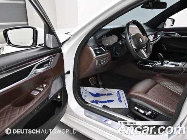BMW 7 Series 2019 — Photo 14/20