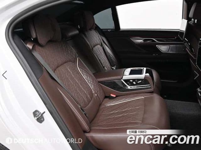 BMW 7 Series 2019 — Photo 5/20