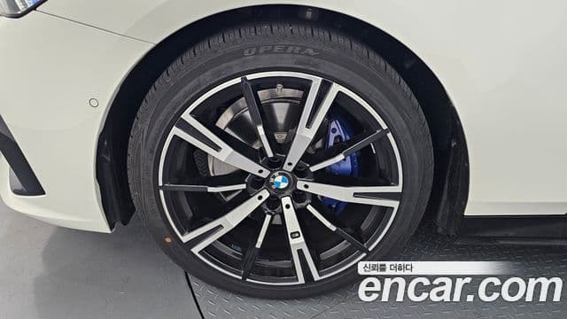 BMW 5 Series 2025 — фото 4 из 20