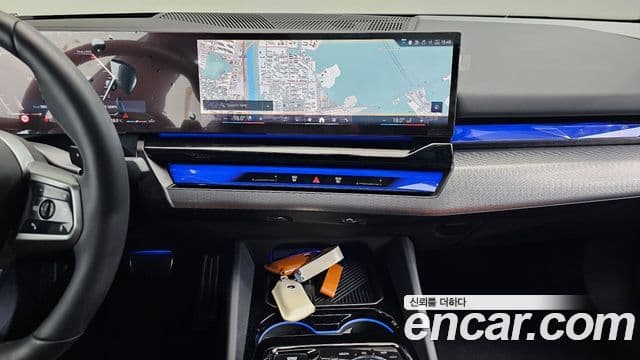 BMW 5 Series 2025 — ფოტო 12/20