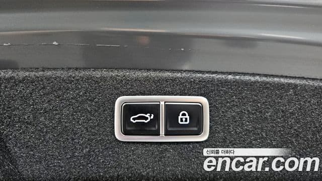 Genesis Electrified G80 2022 — Şəkil 18/20