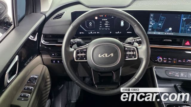 Kia Carnival 2023 — Şəkil 13/20
