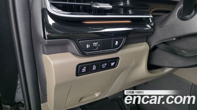Kia Carnival 2023 — Şəkil 17/20