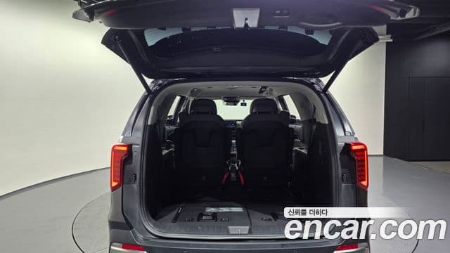 Kia Carnival 2023 — Фото 20/20