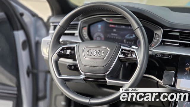 Audi A8 2020 — ფოტო 11/20