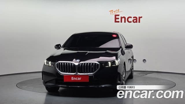 BMW i5 2025 — ფოტო 31/33