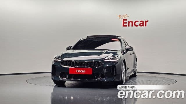 Kia Stinger 2021 — ფოტო 3/20