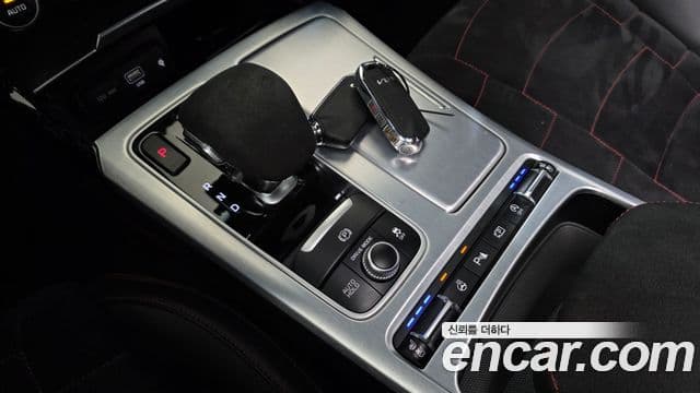 Kia Stinger 2021 — ფოტო 9/20