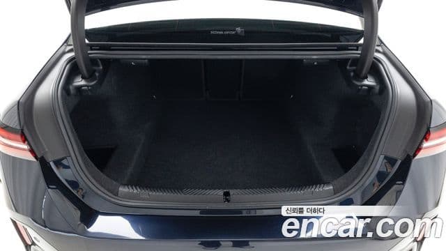BMW 5 Series 2023 — Şəkil 16/20