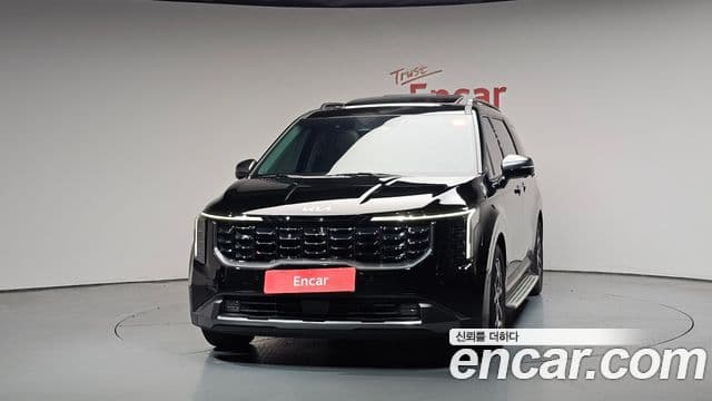 Kia Carnival 2023 — Photo 1/20